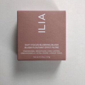 Ilia Soft Focus Blurring Blush Talc-Free Powder Blush Magnetic Rich Berry